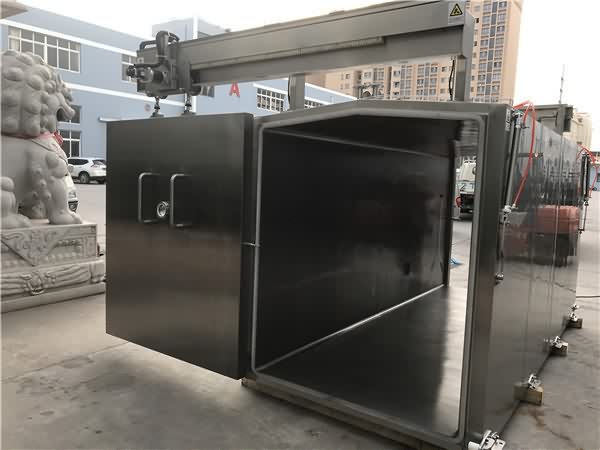 預冷機抽真空，快速將物料降溫